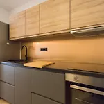Lumi's Perfect Place Near With Garden & Free Public Parking Apartment Split