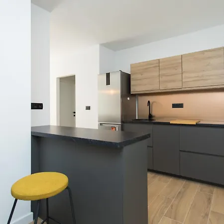 Lumi's Perfect Place Near With Garden & Free Public Parking * Split